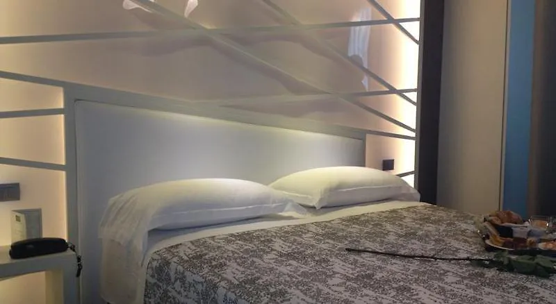 Moderno Hotel Roma