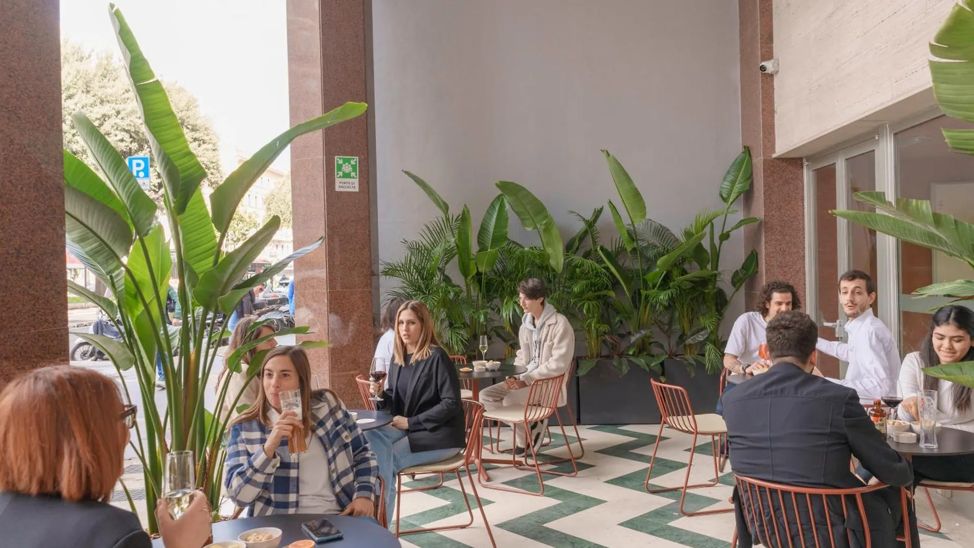 Moderno Hotel Roma 4*, Rome
