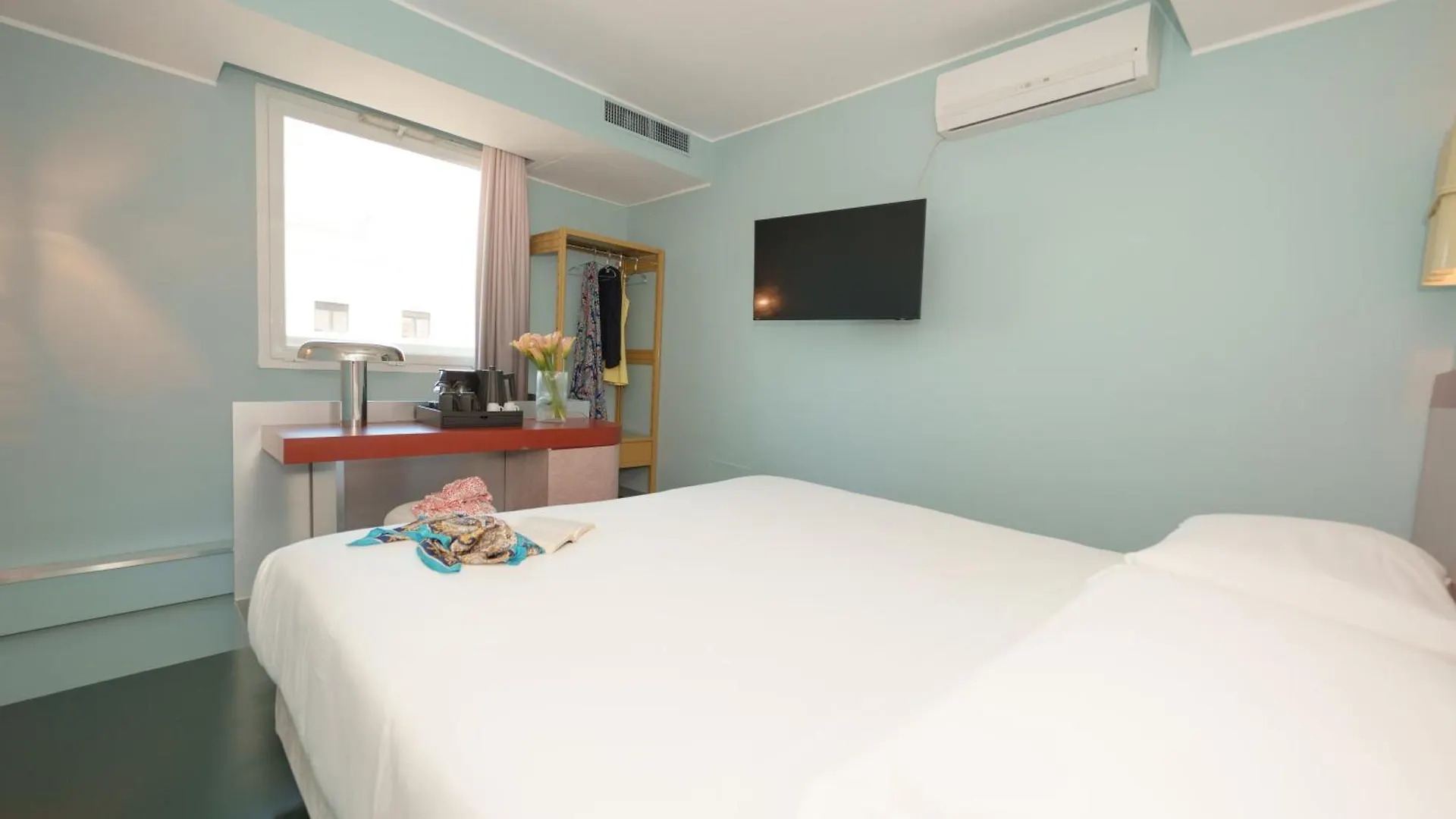 Moderno Hotel Roma