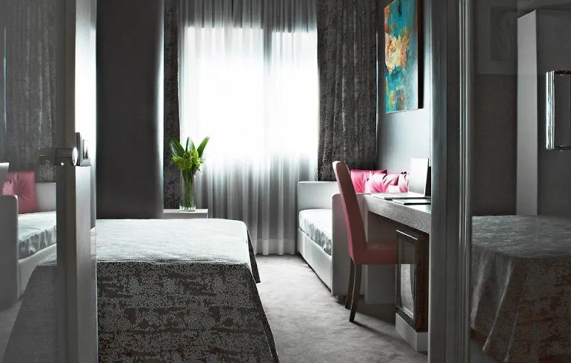 Moderno Hotel Roma Rome