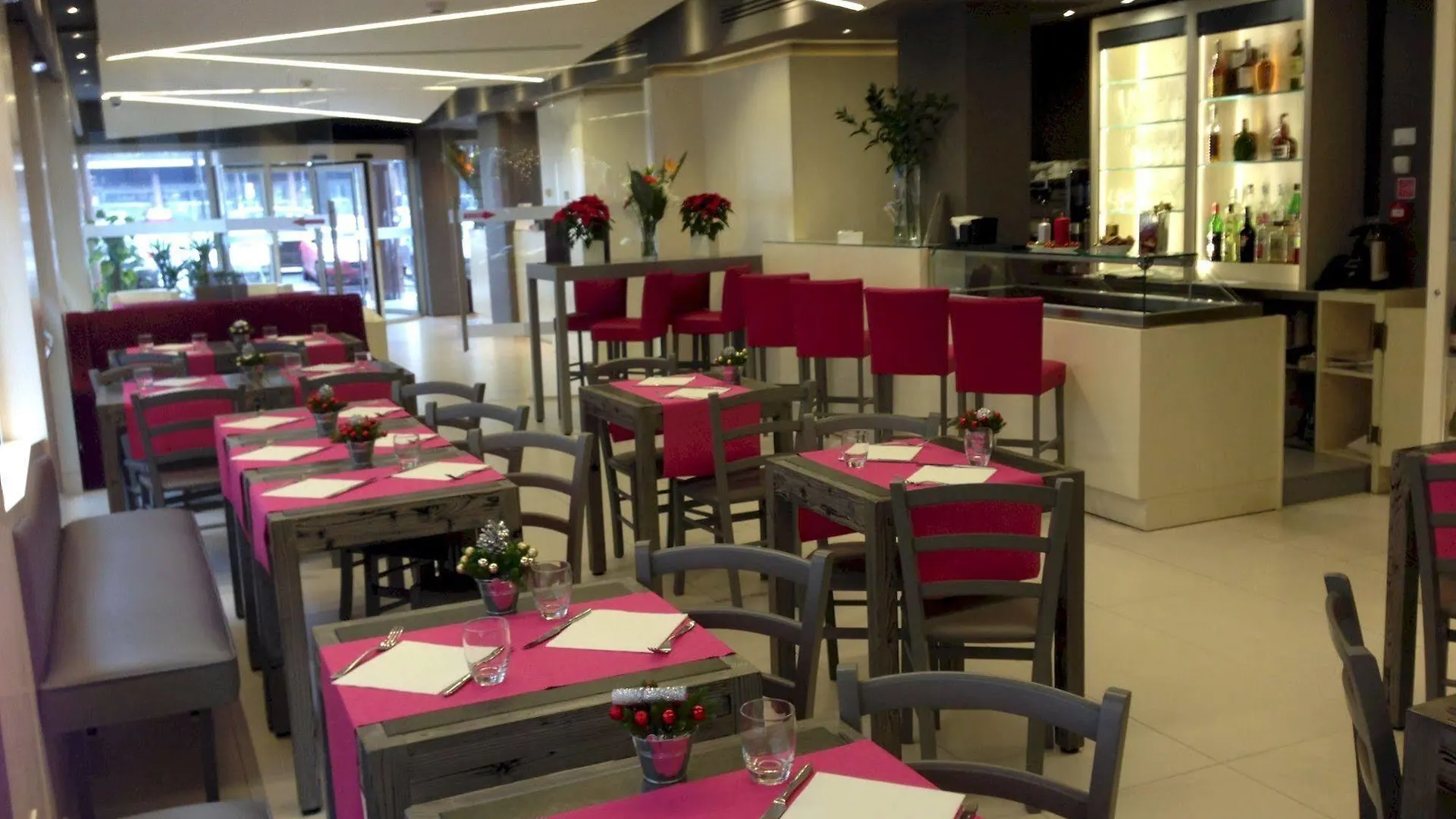 Moderno Hotel Roma 4*, Rome