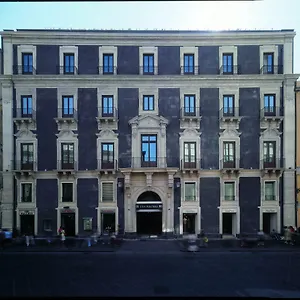 Palace | Esperienze 4* קטאניה