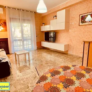 https://casa-imma-desenzano-del-garda.it-lombardy.com