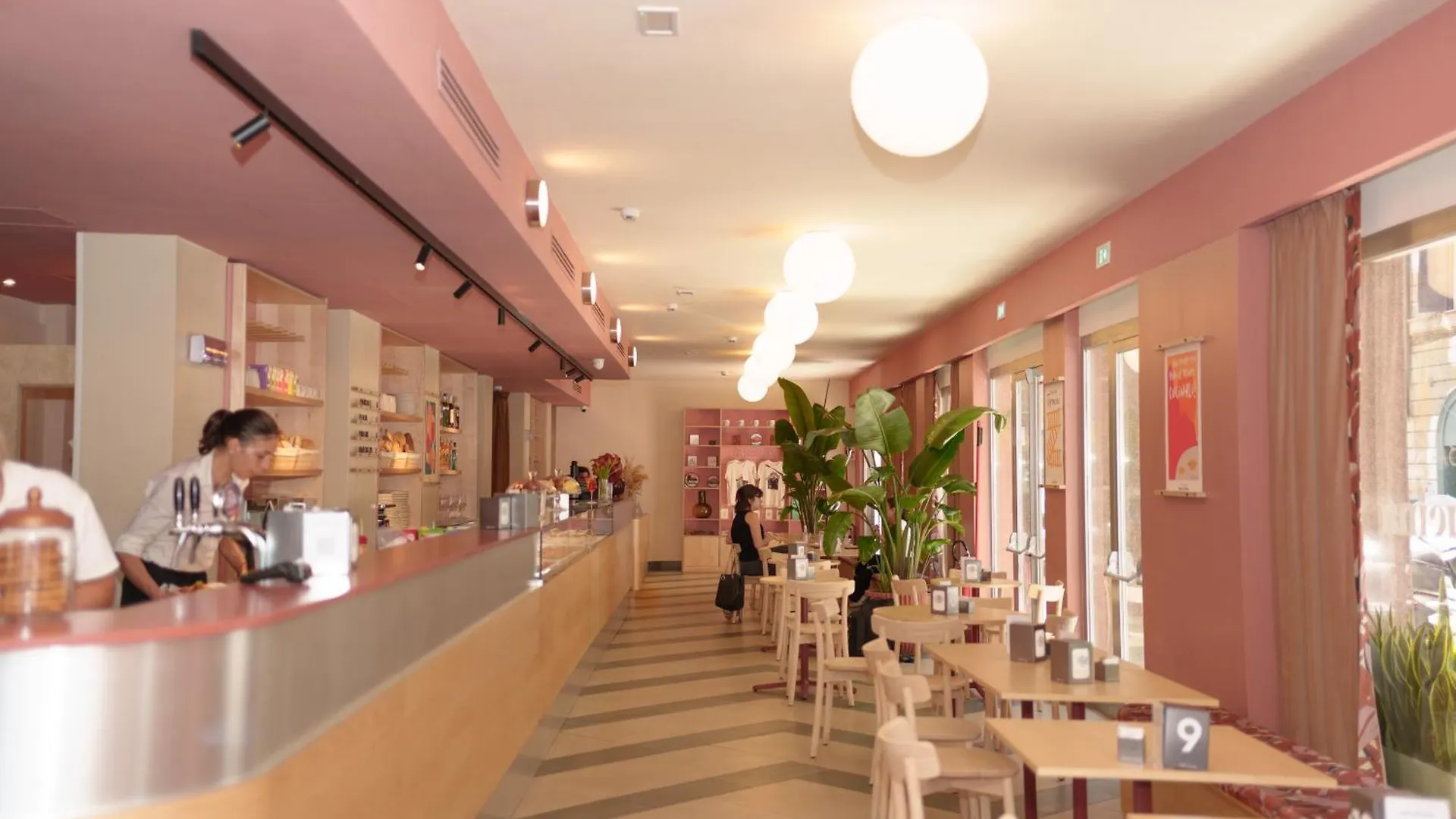 Moderno Hotel Roma  Rome
