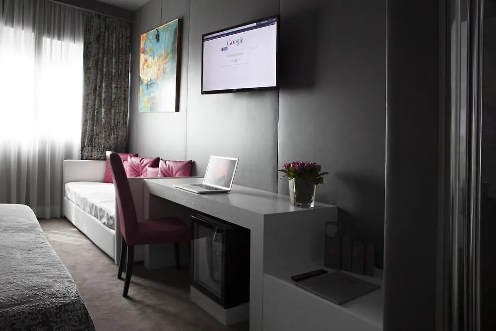 Smart Hotel Rome 4*,